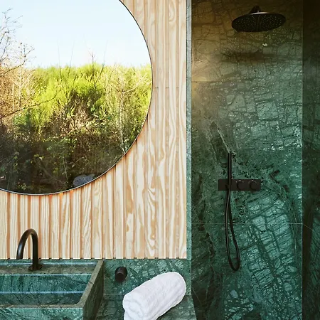 Hutstuf - The Badger & Hottub Bertogne