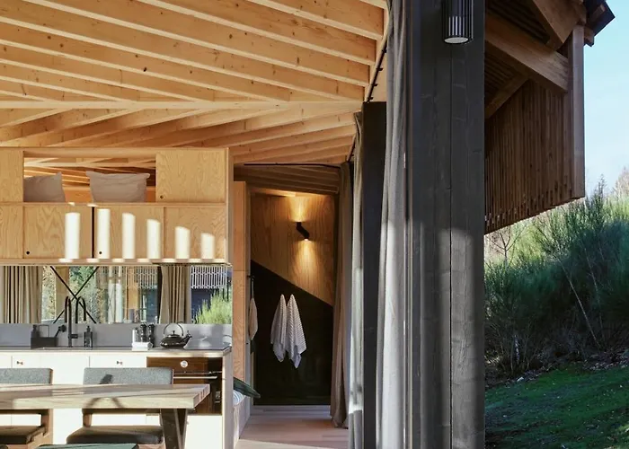 Hutstuf - The Badger & Hottub Feriehus